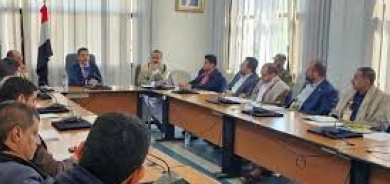 تشديد حوثي على وسائل الإعلام للتعتيم على أثر الضربات الأميركية