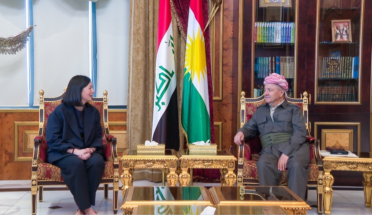 لە سه‌ڵاحه‌دین سەرۆك مەسعود بارزانی پێشوازیی لە خاتوو ڤیكتۆریا تەیلەر جێگری یاریدەدەری وەزیری دەرەوەی ئەمەریكا و شاندێكی یاوەری كرد.