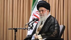 خامنئي ليس «متفائلاً ولا متشائماً» إزاء المفاوضات مع أميركا