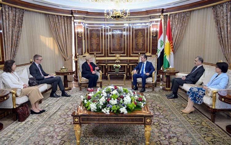 مسرور بارزاني والسفيرة الألمانية يؤكدان ضرورة تذليل العقبات أمام استئناف تصدير نفط كوردستان