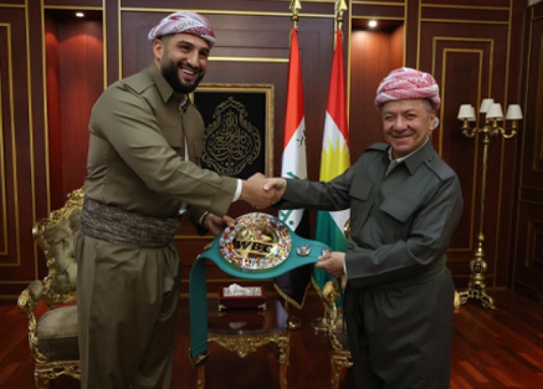 لە سەلاحەددین سەرۆك مەسعود بارزانی پێشوازی پاڵەوانی بۆكسێنی ناسراوی كورد بەڕێز عەگید كابایل كرد