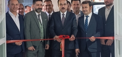 هونەرمەندی نیگاركێش (ناسڕ دانشوەر) پێشانگەیەكی شێوەكاری كردەوە