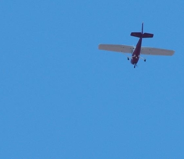 کەوتنەخوارەوەی فڕۆکەیەکی بچووک كەبەهۆیەوە چوار کەس گیانیان لەدەستدا