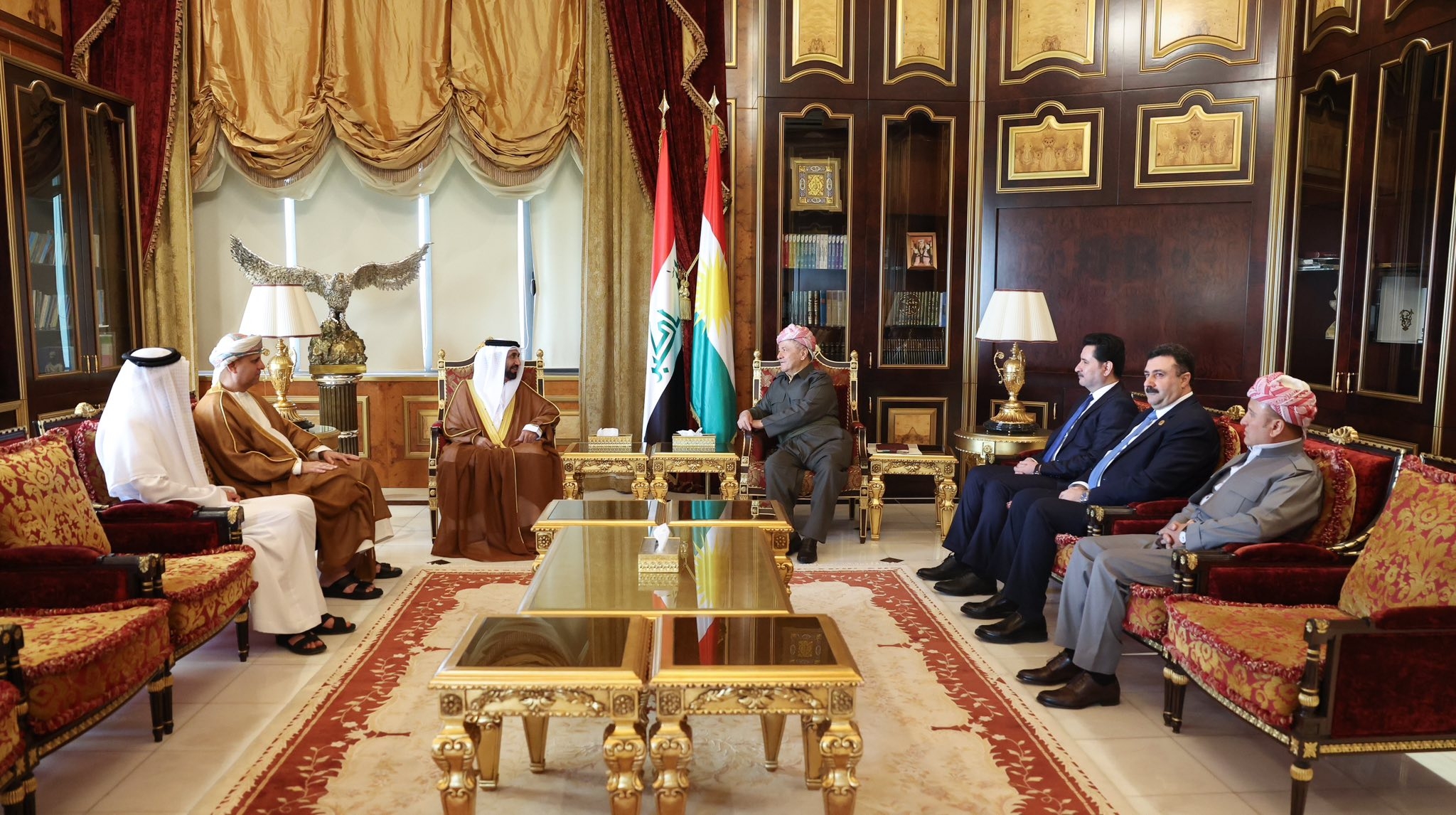 لە سەلاحەددین سەرۆک مەسعود بارزانی پێشوازی لە بەڕێز محەمەد ئەحمەد ئەلیماحی سەرۆکی پارلەمانی عەرەبی و شاندی یاوەری کرد.