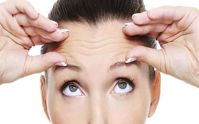 چۆن پێستی دەموچاو لە لۆچبوون دەپارێزیت؟