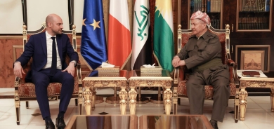 باريس تشيد بجهود الزعيم بارزاني في توحيد الجهود الكوردية بالمنطقة