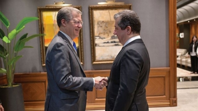Mesrûr Barzanî pêşwaziya balyoz Sam Brownback kir