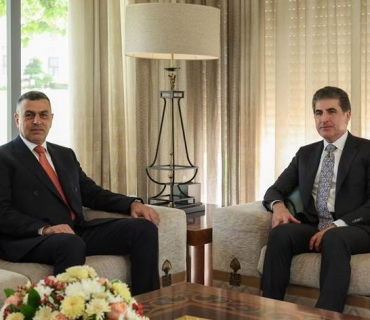 نێچیرڤان بارزانی، سەرۆکی هەرێمی کوردستان پێشوازيى له‌ ئەسعەد ئەلعیدانی، پارێزگاری بەسرا، كرد