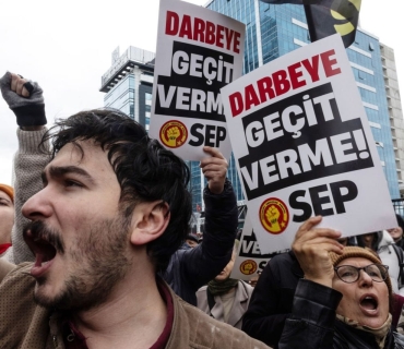 گردبوونەوەی ناڕەزایی خوێندکارانی زانکۆکانی ئەستەنبوڵ