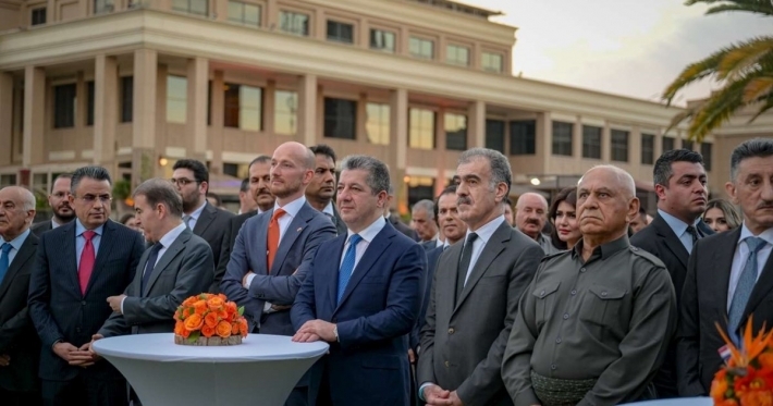 Mesrûr Barzani beşdarî Roja Neteweyî ya Holandayê bû