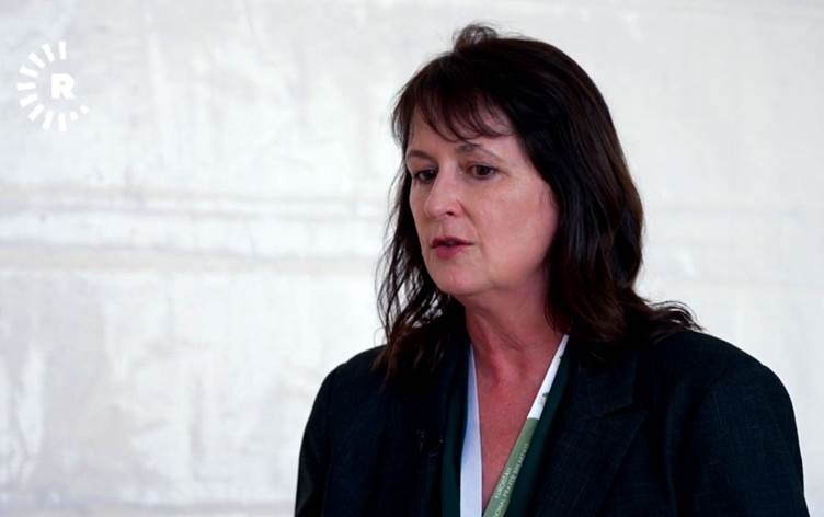 Nadine Maenza: Reqa cihê xîlafeta DAIŞê bû lê niha nîvê serkirdeyan jin in