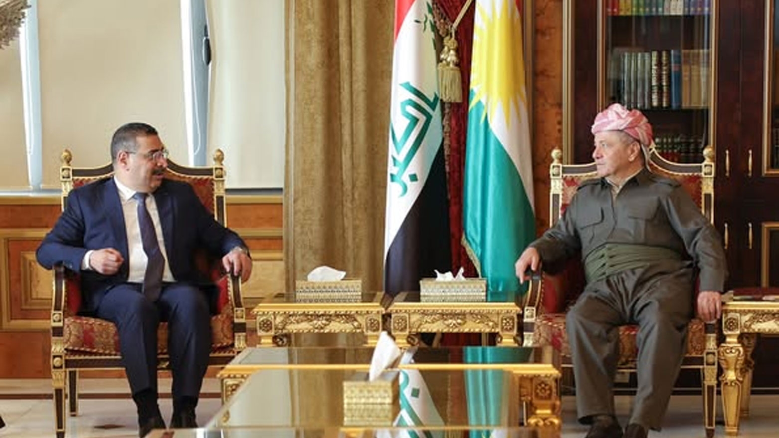 الرئيس بارزاني يستقبل عدداً من أعضاء مجلس النواب العراقي عن محافظة نينوى