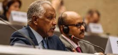 البرهان يعيّن رئيس وزراء ووزير خارجية