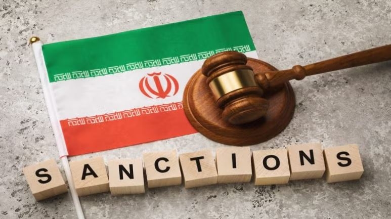 Trump Threatens Secondary Sanctions on Countries Buying Iranian Oil
