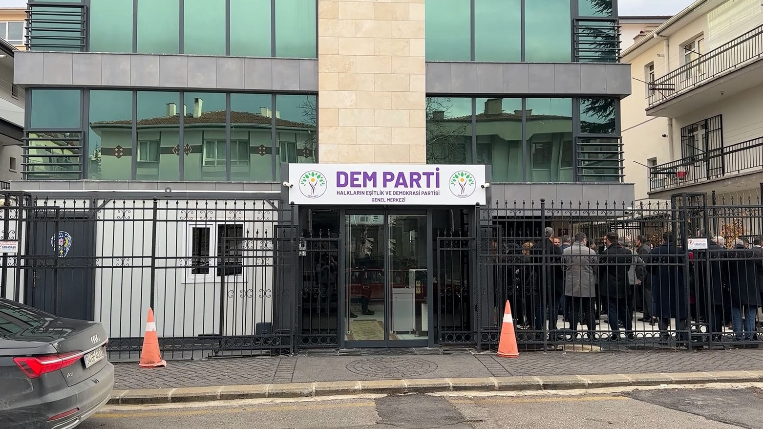 DEM Partî ji bo “Jenosîda Dêrsimê” daxwaza Komîsyona Lêkolînê ya Parlamentoyê dike