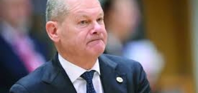 شولتس لزيلينسكي: برلين ستدعم كييف «طالما لزم الأمر»