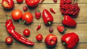 بينها الفلفل الحلو... 5 أطعمة حمراء اللّون تعزز قدرات دماغك