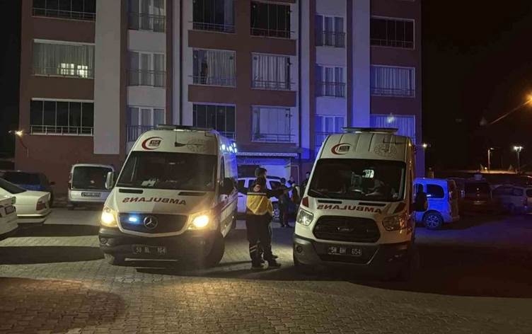 Li Sêwazê xwişk û birayek li mala xwe kuştî hatin dîtin