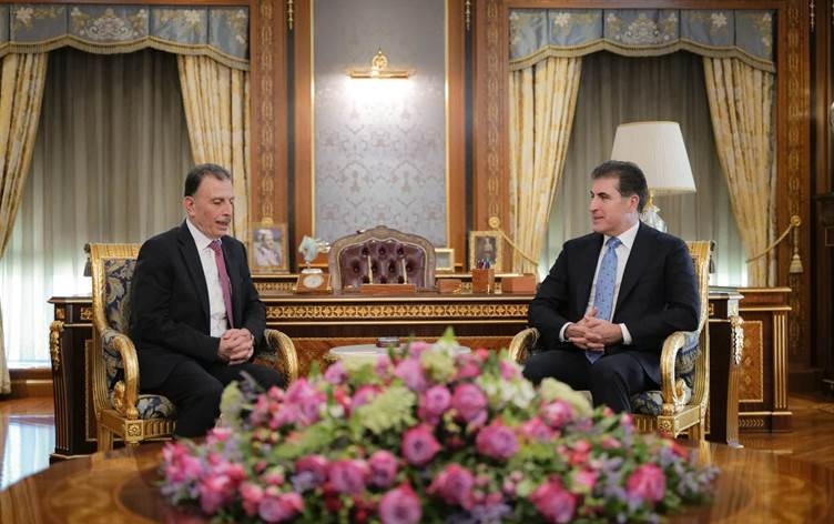 سەرۆکی هەرێمی کوردستان لەگەڵ کۆنسووڵی نوێی فەلەستین لە هەولێر کۆبووەوە. کۆنسووڵەکە رایگەیاند، 