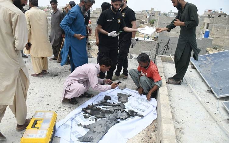 Pakistan: 25 dronên Hindistanê hatine têkbirin