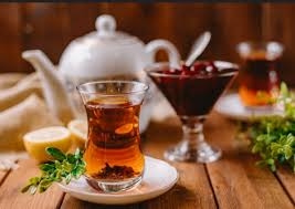 الشاي والتوت يعززان الشيخوخة الصحية