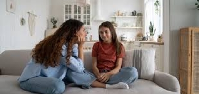 دراسة تحذر: ما تأكله الفتيات قد يسبب البلوغ المبكر