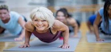 مع التقدم بالعمر... 5 دقائق فقط من النشاط البدني يومياً قد تحمي الدماغ