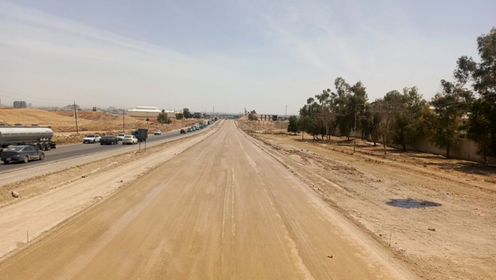 بكلفة 5 مليارات دينار.. استمرار العمل لإعادة تبليط وتأهيل طريق أربيل – خبات