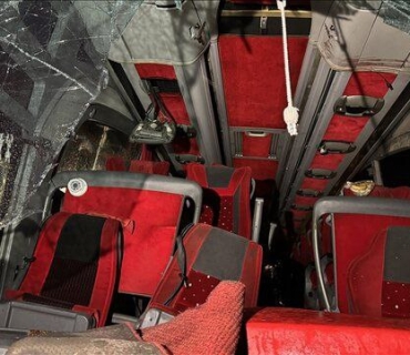 بەهۆی وەرگەڕانی پاسێک دەیان کەس گیانیان لەدەستدا و 35 کەسی دیكەش برینداربوون