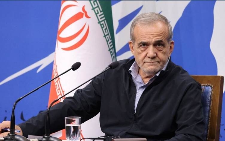 Serokomarê Îranê: Em bernameya atomî bi temamî bi dawî nakin