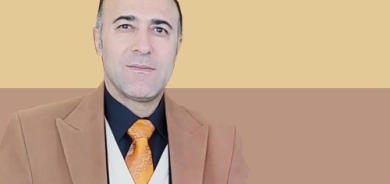 د. سیامەك بەهرامی  مامۆستای پەیوەندییە نێونەتەوەییەكان لە زانكۆی كرماشان لە ئێران بۆ گوڵان:     هەولێر وەكو ناوەندێكی لەدایكبوونی میحوەری كورد دەتوانێت ئابوورییانە بیر بكاتەوە و هاوسەنگییش لە پەیوەندییەكانیدا بنوێنێت