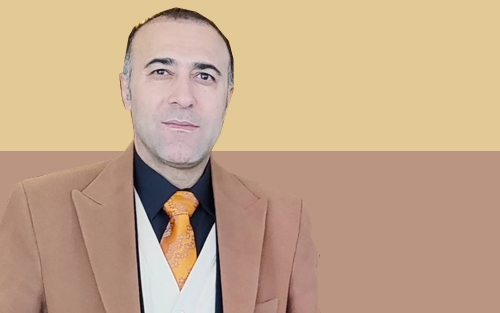 د. سیامەك بەهرامی  مامۆستای پەیوەندییە نێونەتەوەییەكان لە زانكۆی كرماشان لە ئێران بۆ گوڵان:     هەولێر وەكو ناوەندێكی لەدایكبوونی میحوەری كورد دەتوانێت ئابوورییانە بیر بكاتەوە و هاوسەنگییش لە پەیوەندییەكانیدا بنوێنێت