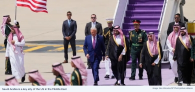 Trump Arrives in Saudi Arabia Amid Arms Deals and Ethics Controversy