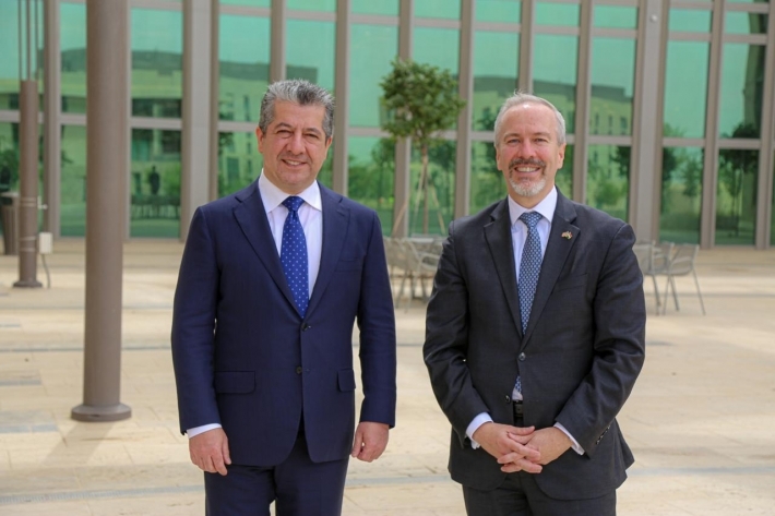 رئيس الحكومة يزور المبنى الجديد للقنصلية الأمريكية