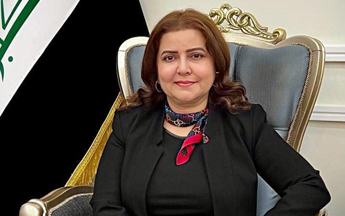 د. نەرمین مەعرووف  ئەندامی لیژنەی دارایی لە ئەنجومەنی نوێنەرانی عێراق بۆ گوڵان:     دواكەوتنی مووچە پەیوەندی  بە كەمیی پارەی كاشی  دینارەوە هەیە