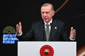 إردوغان: سيصبح نادراً تعيين «أمناء» لإدارة البلديات بعد حل «العمال الكردستاني»