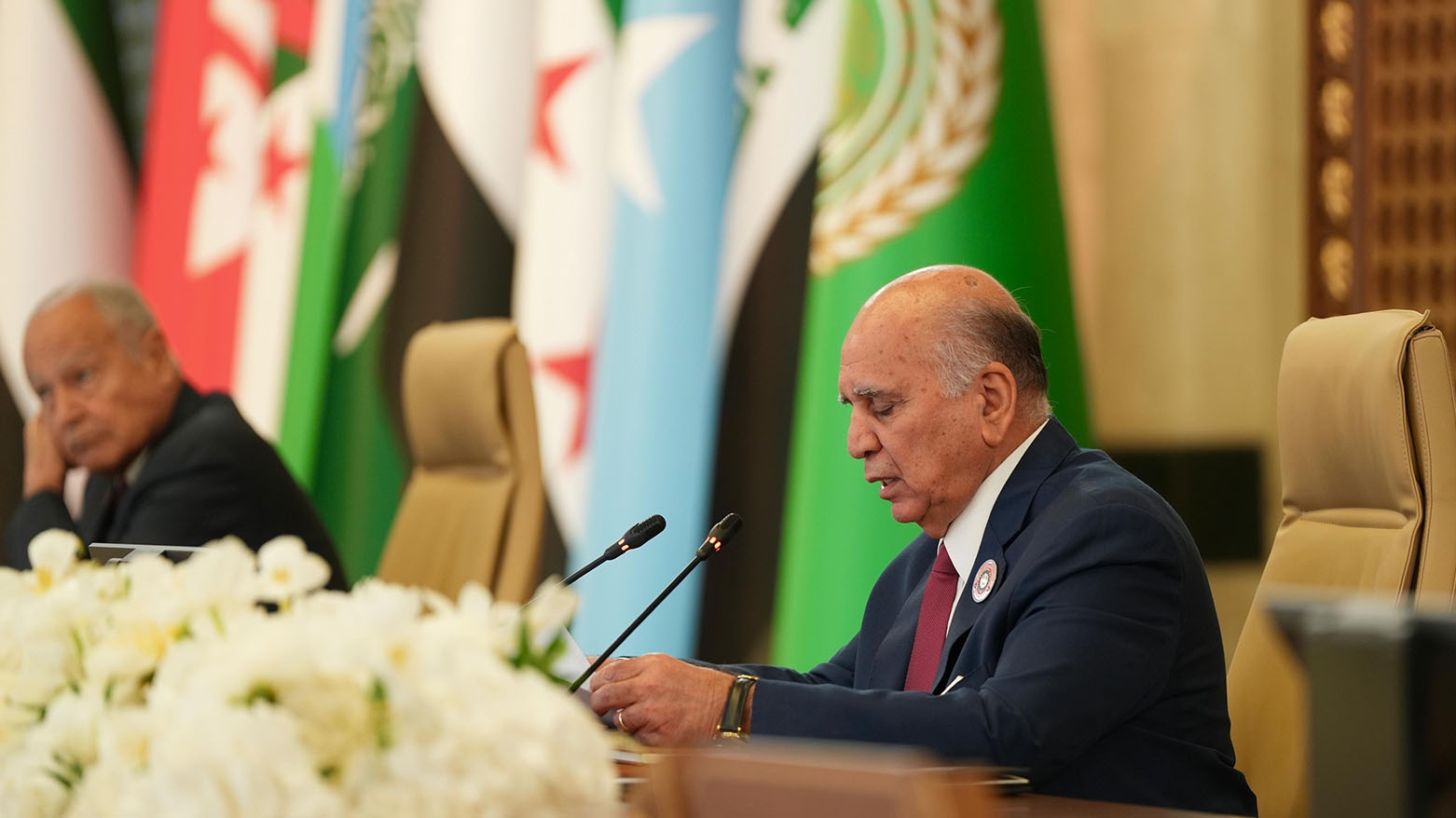 فؤاد حسين العراق يقترح تشكيل لجنة عليا لتقريب وجهات النظر بين الأشقاء