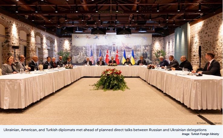 Delegations Gather in Istanbul for Ukraine Talks Amid Low Expectations