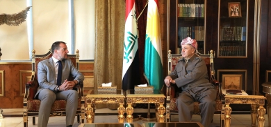 لە سەلاحەددین سەرۆك مەسعود بارزانی پێشوازی لە بەڕێز یان برێیم كونسوڵی گشتیی فەڕەنسا لە هەولێر كرد.