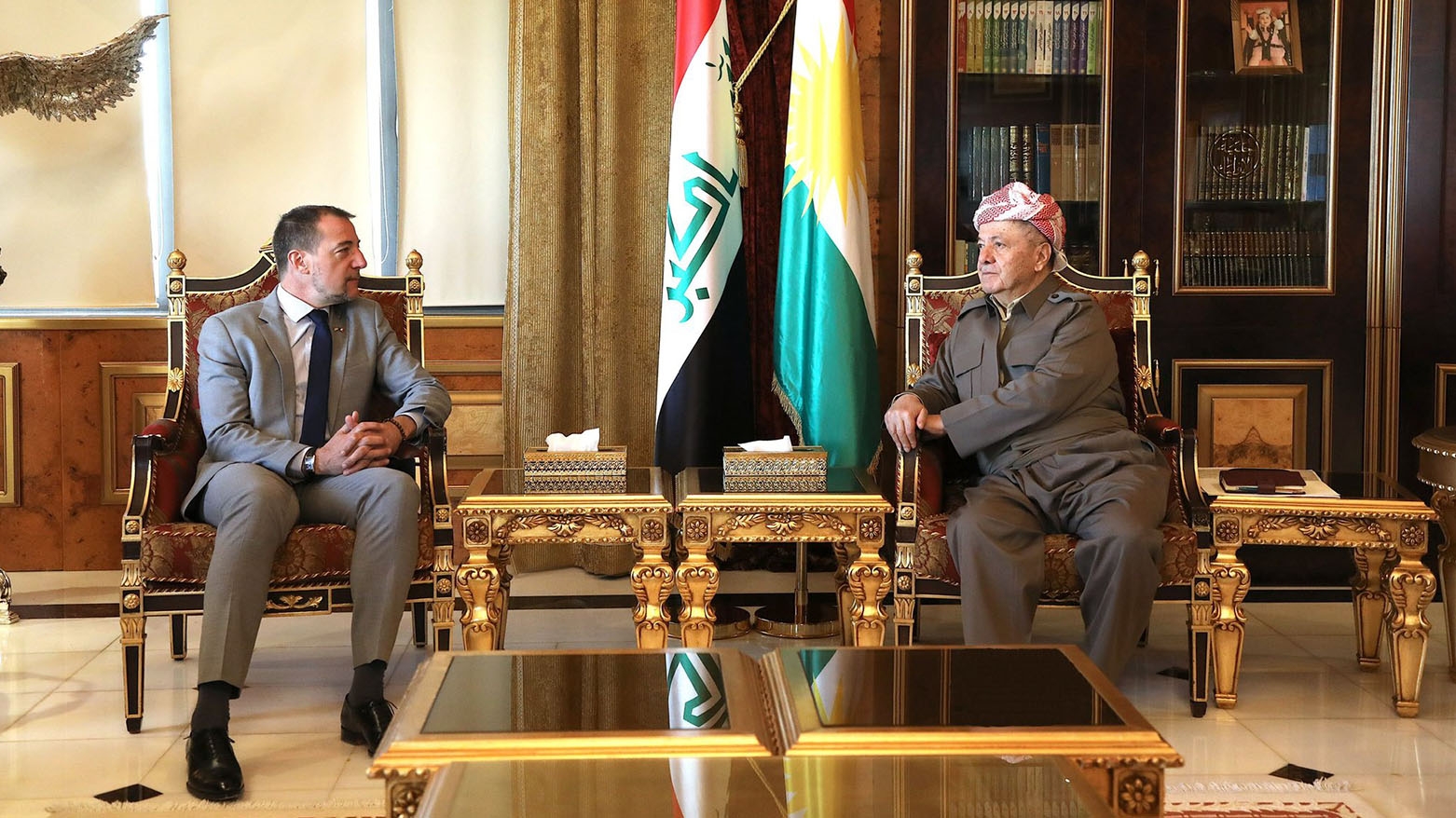 Serok Barzanî û Konsolê Fransayê pêkanîna hikûmeta Herêma Kurdistanê gotûbêj dikin