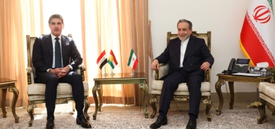 نيجيرفان بارزاني يجري محادثات مع عراقچي في طهران