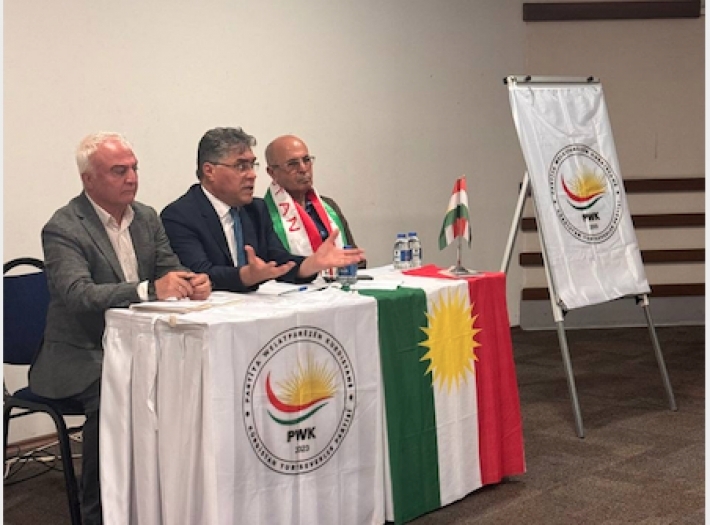 Mustafa Ozçelîk : Em piştgirîya çek danînê dikin; lê pirsa gelê me bi hemwelatîya wekhev nayê çareser kirin