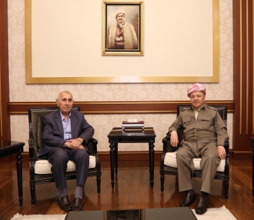 لە سەلاحەددین سەرۆک مەسعود بارزانی پێشوازی لە شاعیری گەورەی نەتەوەیی کورد مەدحەت خدر عەبدوڵڵا ناسراو بە مەدحەت بێخەو کرد.