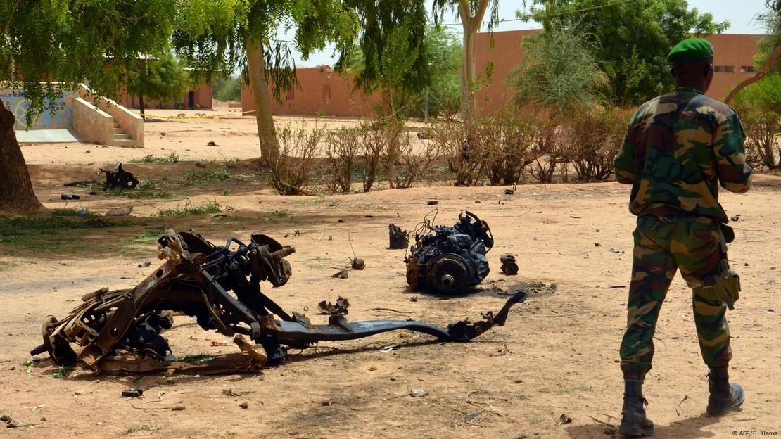 لەهێرشێکی کوشندەی گروپە ئیسلامییەکان چەندین قوربانیی لێكەوتەوە