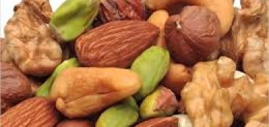 نوع من المكسرات يخفض خطر الإصابة بسرطان القولون