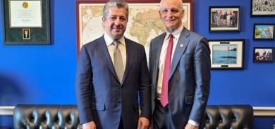 Mesrûr Barzanî li gel endamê Kongresê Adam Smith civiya