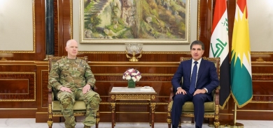 نێچیرڤان بارزانی، سەرۆکی هەرێمی کوردستان، پێشوازیی لە به‌ڕێز جەنەراڵ کێڤن لیهی، فەرماندەی هێزەکانی هاوپەیمانیی نێودەوڵەتی لە عێراق و سووریا کرد