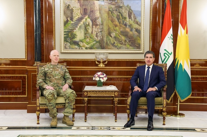 President Nechirvan Barzani meets with the Commander of the Coalition Forces