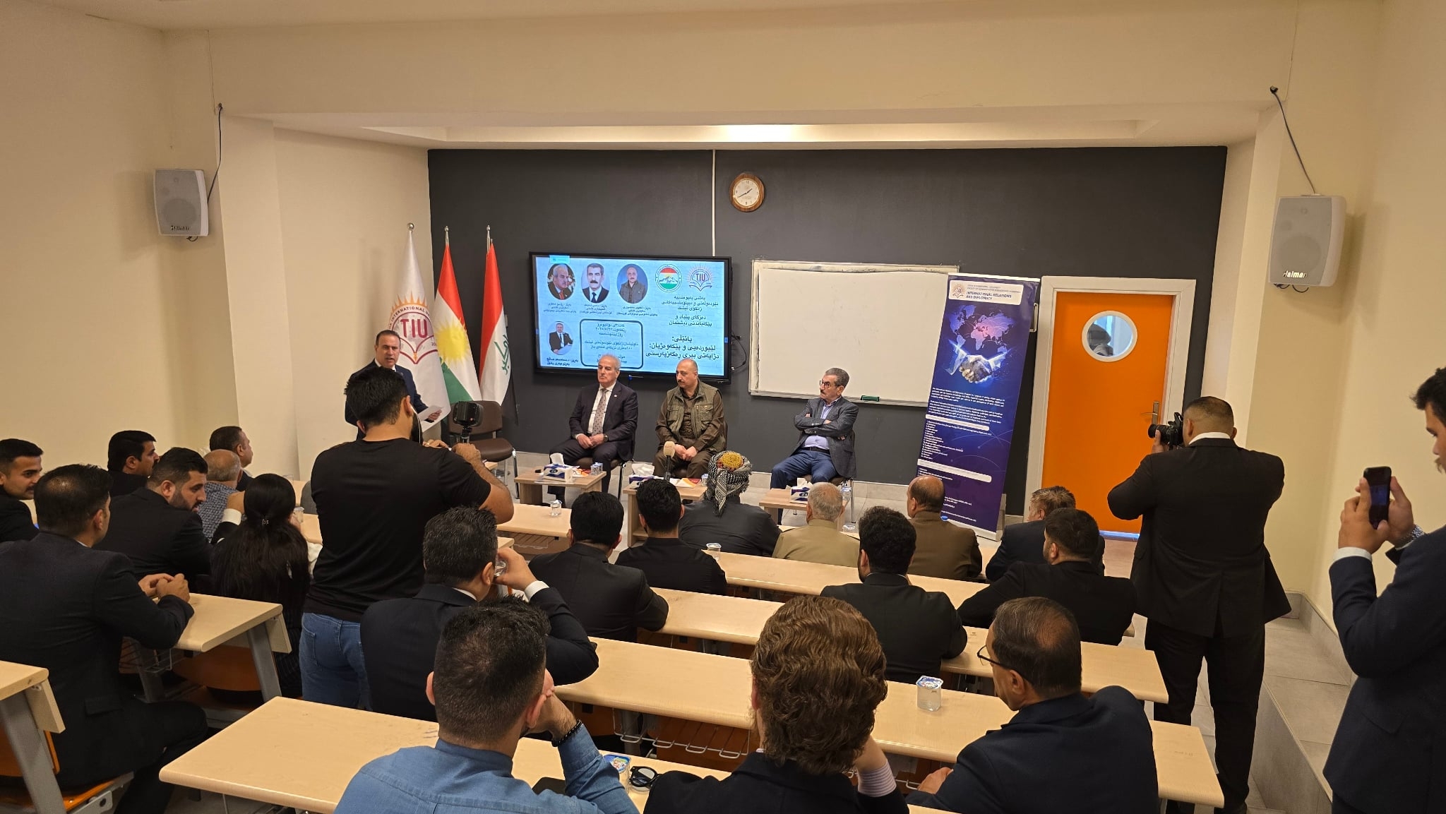 غەفوور مەخموورى لە زانکۆى تیشکى نێودەوڵەتى TIU : پێویستە هەموو لایەکمان شانازى بەو پێکەوەژیانە بکەین کەوا لە کوردستان هەیە