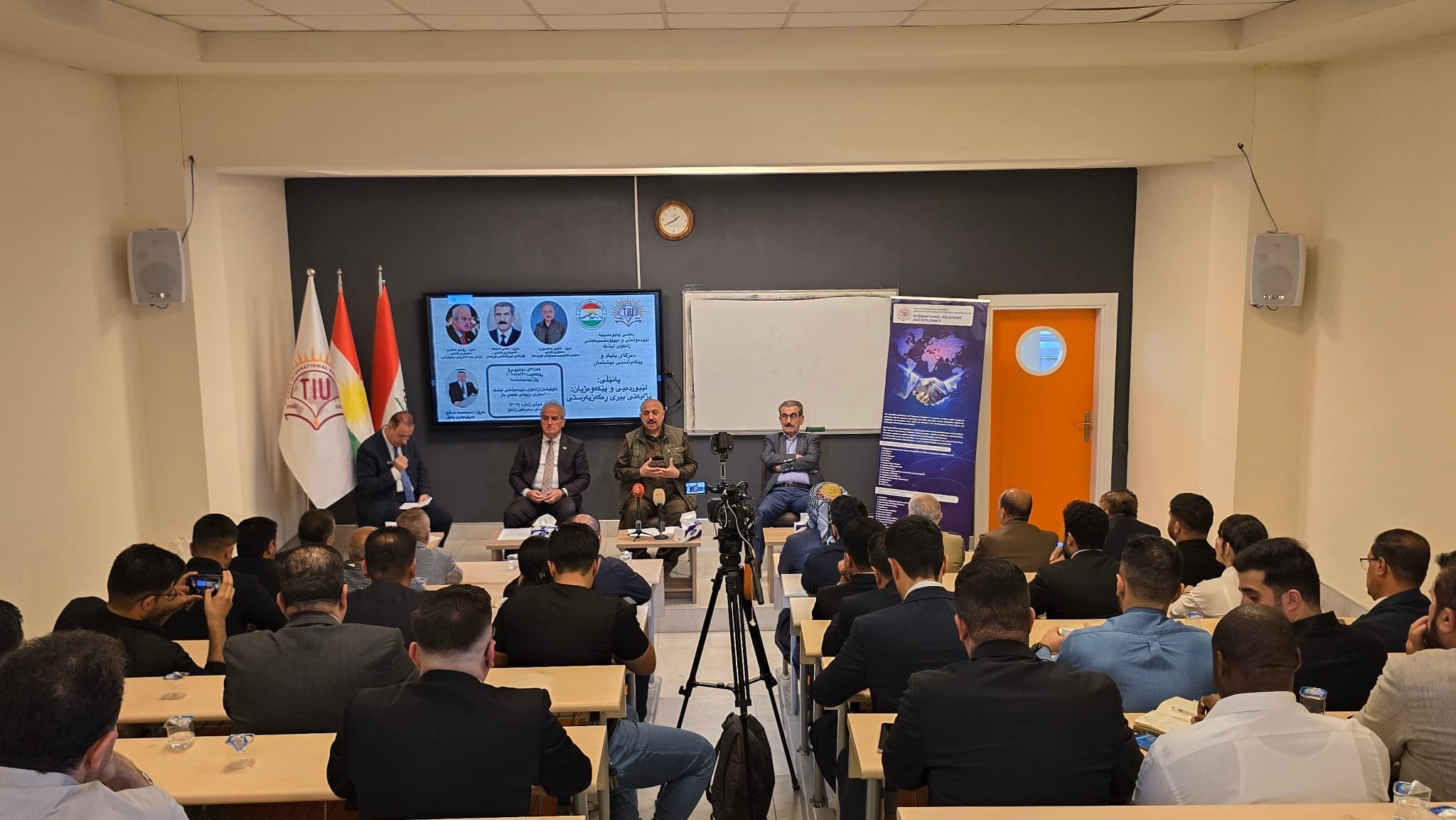 غەفوور مەخموورى لە زانکۆى تیشکى نێودەوڵەتى TIU : پێویستە هەموو لایەکمان شانازى بەو پێکەوەژیانە بکەین کەوا لە کوردستان هەیە